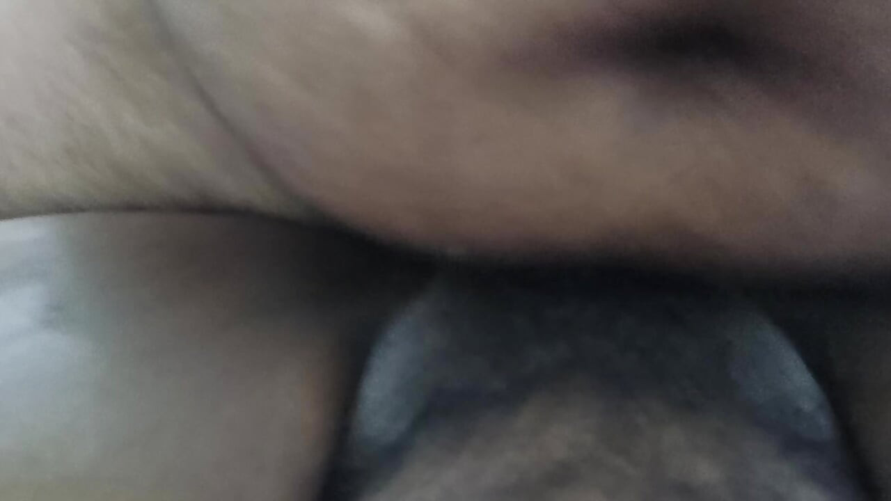 Bhabhi ki garam chut me garam lund dall diya