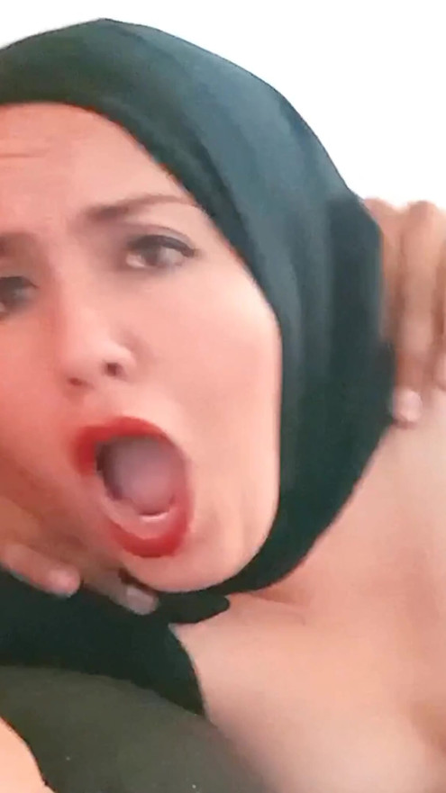 Indian stepmother in hijab gets fucked by her big-dicked stepson - kellyhotstepmom | Clip 3