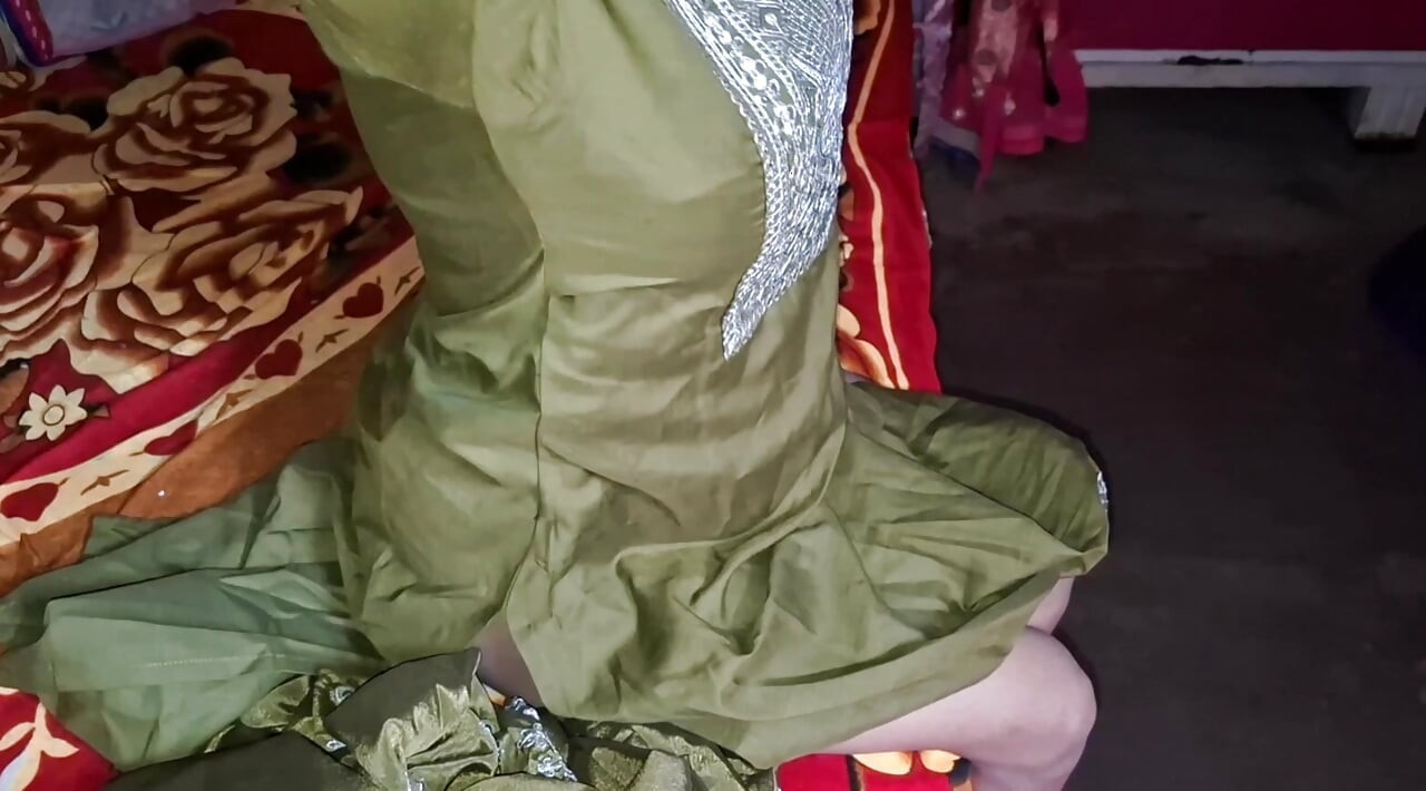 Bhabi nóng bỏng với cô ấy devar làm tình