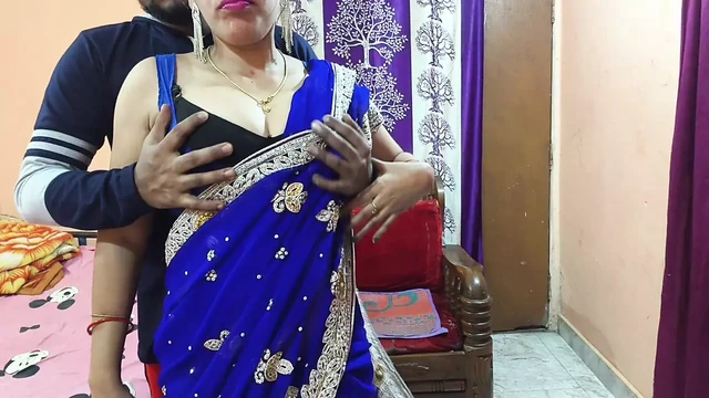 Step sister wants my big cook with kiss