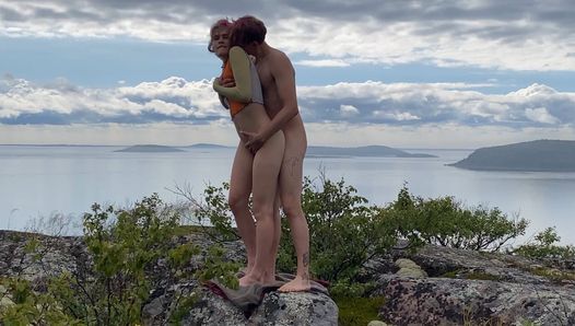 Amateur fuck in front of sea that make you feel more esthetic
