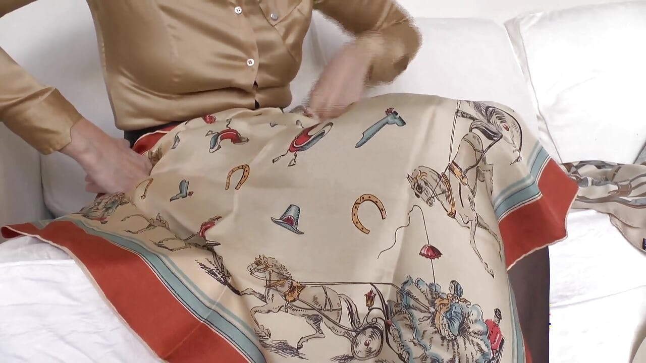 सौतेली माँ के रेशम दुपट्टे पर, लेडी विक्टोरिया वैलेंटे