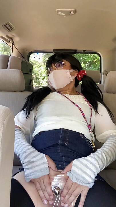 No301 Spreading Legs in a Car