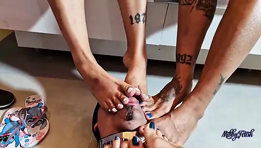 Wajah gadis penurut ini dientot sama 6 cowok penurut