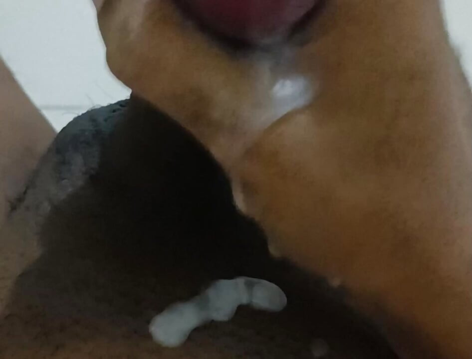 Masterbate while bathing 2
