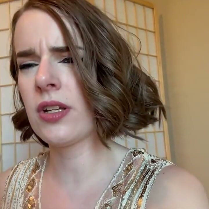 Ivy Wilders Roaring 20er Burping Fantasy - HD POV Gassy Glamour erwartet!