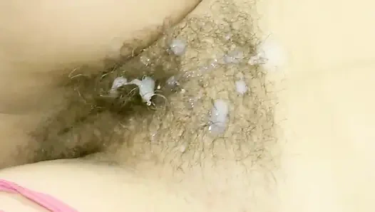 Üvey oğlumdan beni sikmemesini ve kıllı amcığıma boşalmasını istiyorum. Harika karşılıklı mastürbasyon.