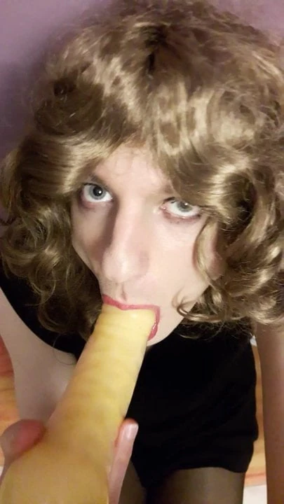 Cd whore trains blow job and deepthroat