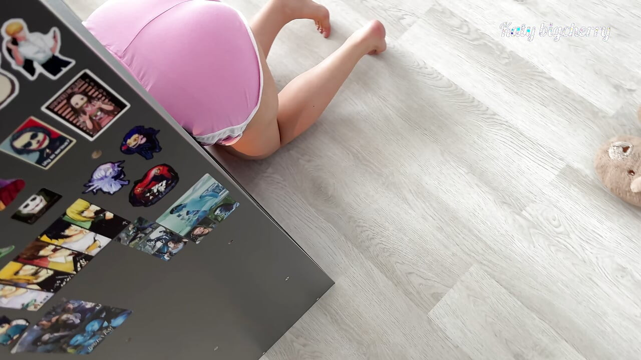 Step Sister Got Stuck In Bookshelf And I Fucked Her