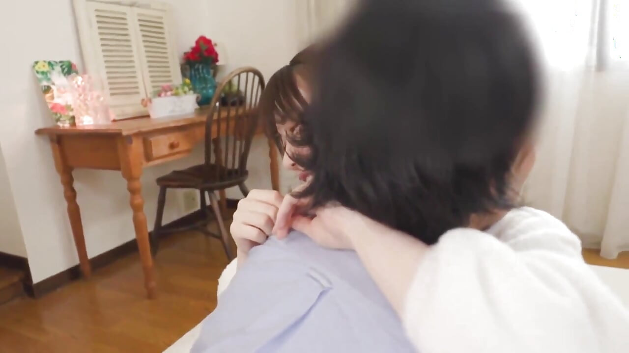 She Takes Those Guy's Virgin and Playing with the Virgin Guy's Cock with Amazing Sex Skills. Part.2