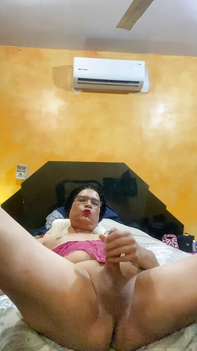 Emmanataly Horny Shemale