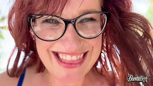 Bakış açısı: Seksi iri güzel sürtüğü paketleiyorsun