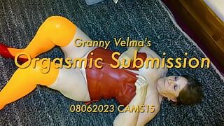 La sumisión orgásmica de la abuela Velma 08062023 cams15
