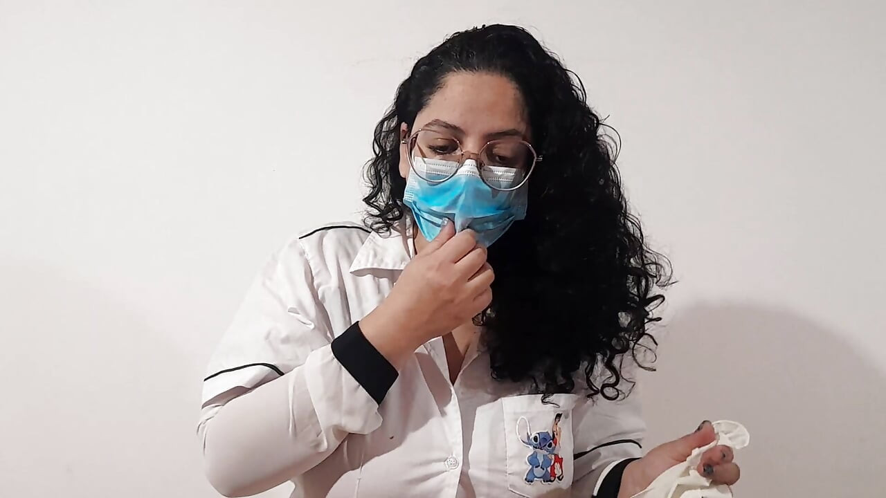 Doctorița curvă îmi oferă un examen cu final fericit