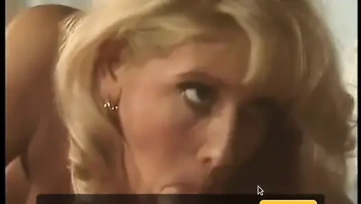 Göt deliğini parmaklayıp sonra sikişini izle