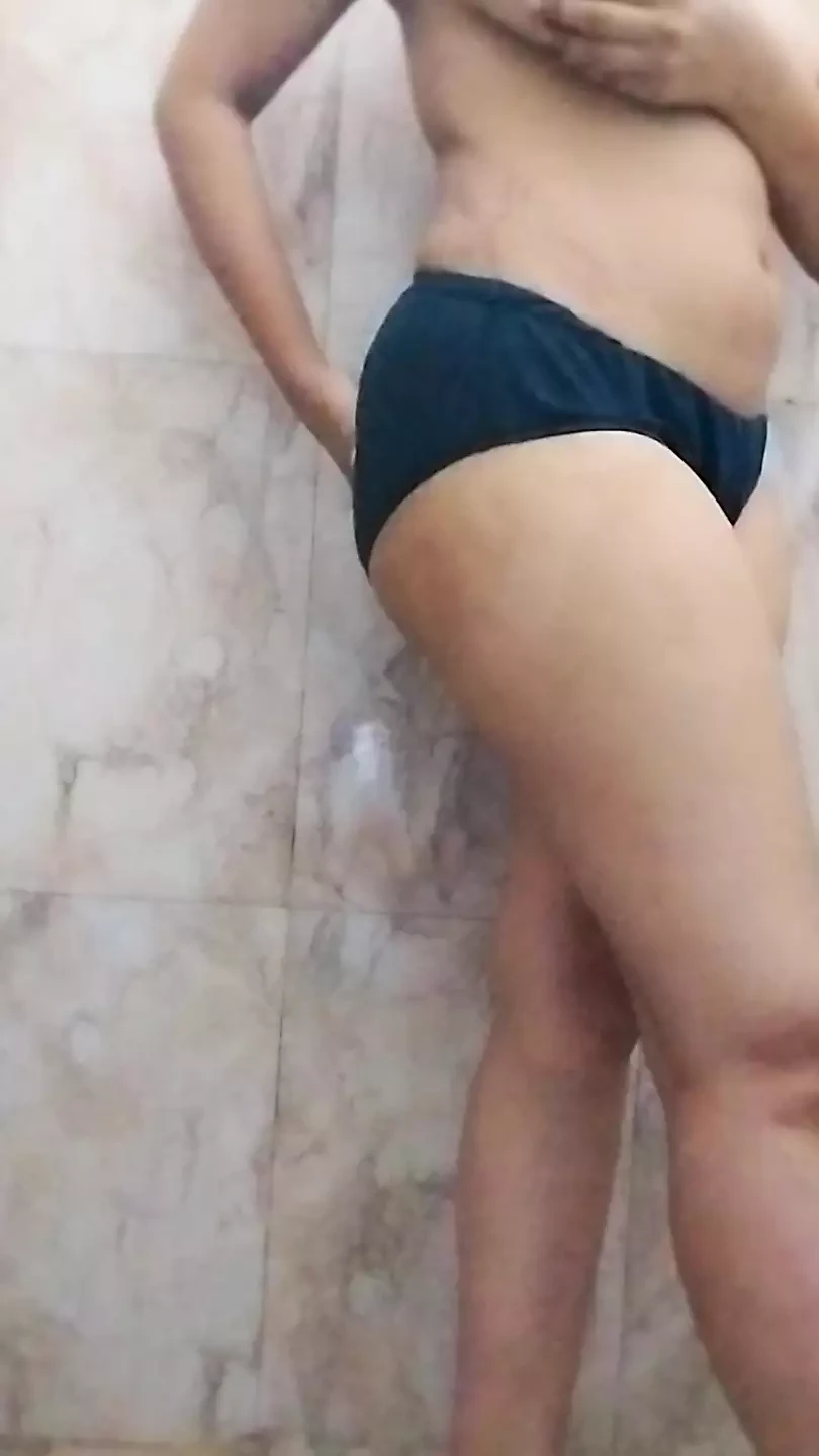 Stepmama ki ladki aaye gumne humne bana liya video hot desi girl