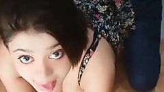 Velká prsa dívka selfie video