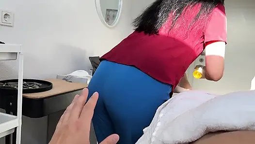 Klient kommt zweimal während der sexy massage-session