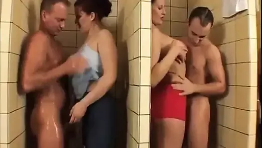 Gruppensex mit riesigen Titten unter der Dusche
