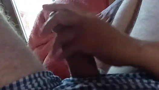 Kanepede elle muamele azdırma bakış açısı - boksörlerden yarak ve yoğun boşalma