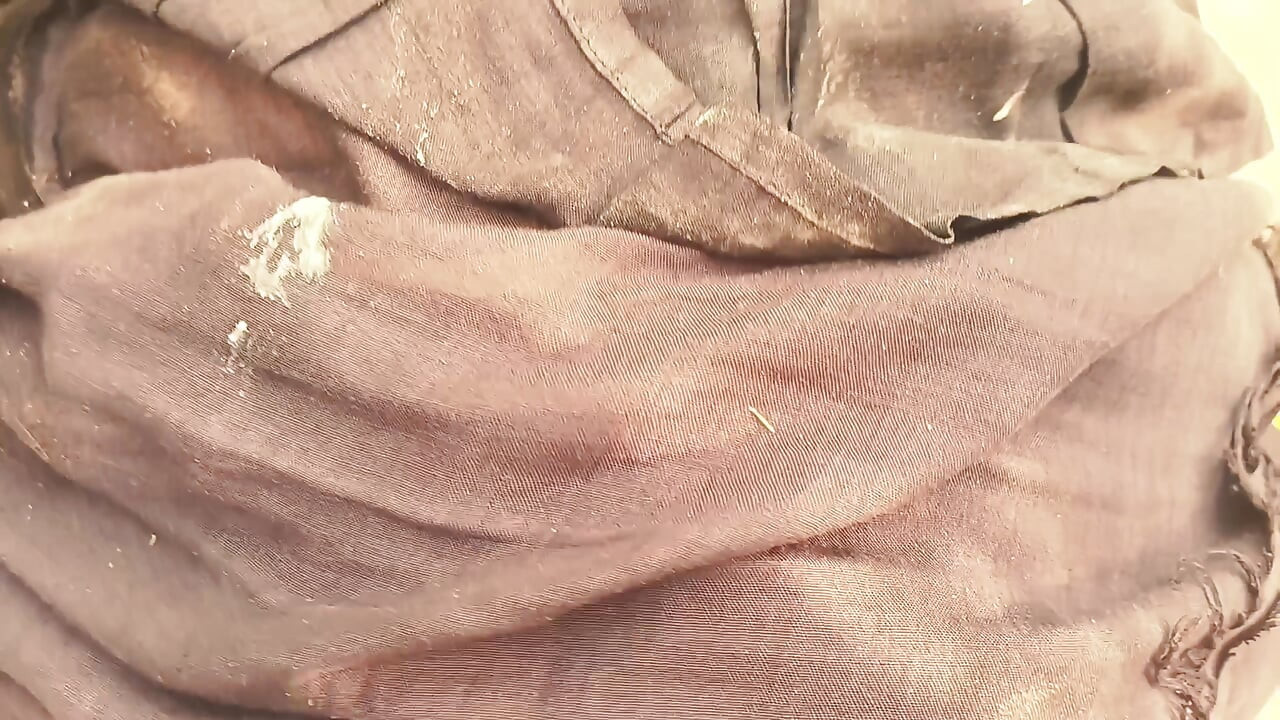 Esposa india al aire libre en video anal, video caliente