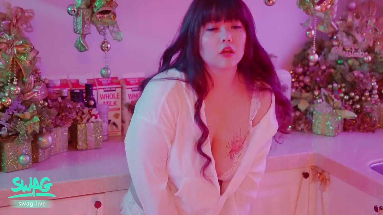セクシーなアジア人キューティーソロショー