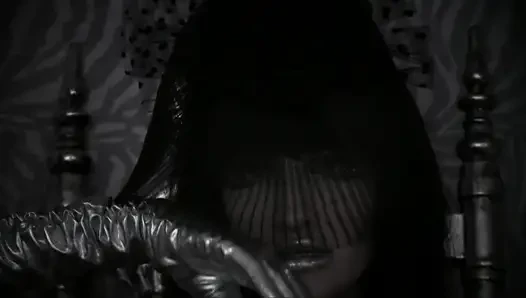Fascinatrix...
