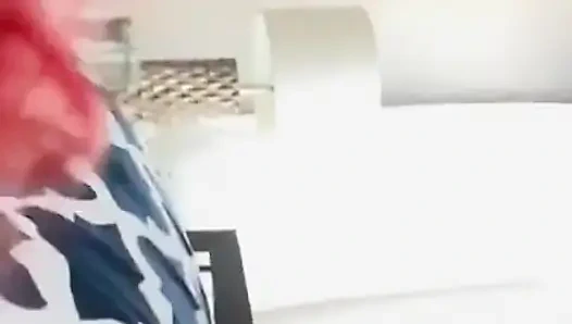Airbnb'de sansürsüz korunmasız seks