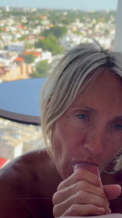 Sperma in mijn mond in Mexico. | Clip 1