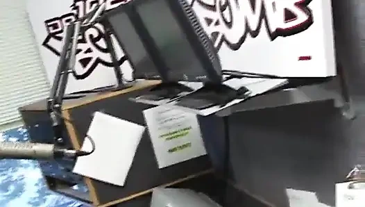 Радио-интервью В Гонолхуму С Участием Tera Патрик