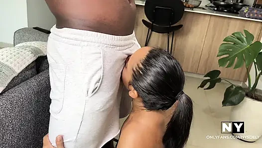 I fuck my stepbrother to let me suck his BBC -amateur couple- nysdel