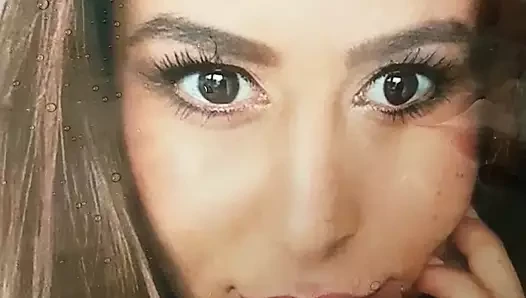 Evanthia vollgepisst
