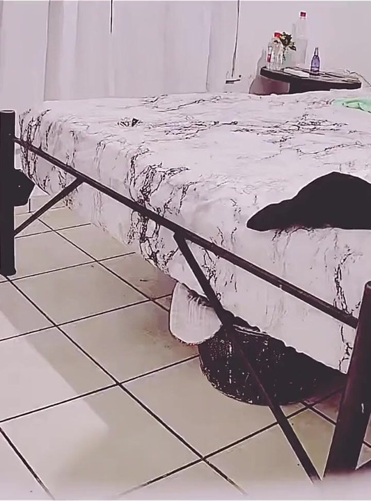 My Fat Pregnant in Bed on Cam (full Version in Premium)