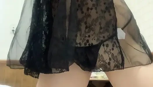 Siyah iç çamaşırı.. Her zaman beni seksi hissettiriyor ve amım dürtülmeden önce bile ıslandım... Bebeğim beni sik lütfen
