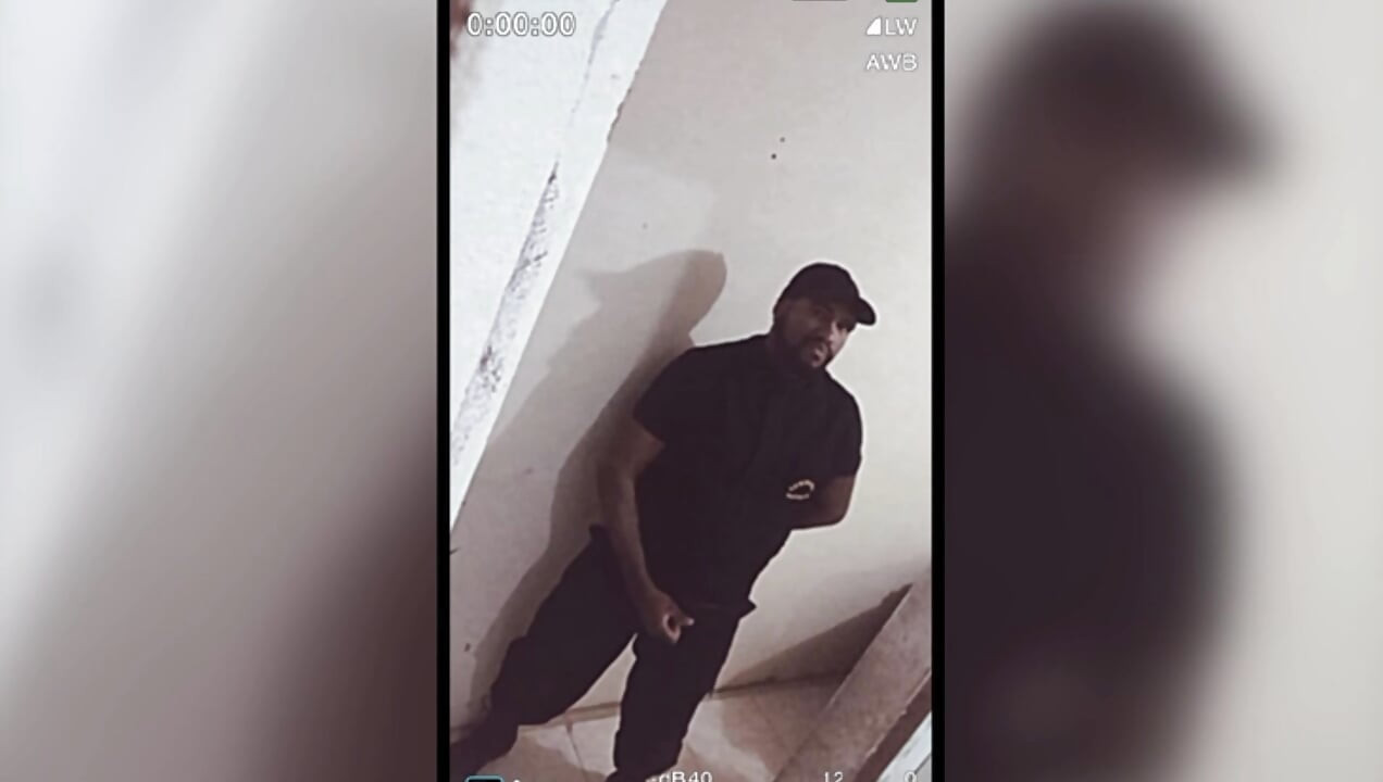 Security Guard Masturbating at Work