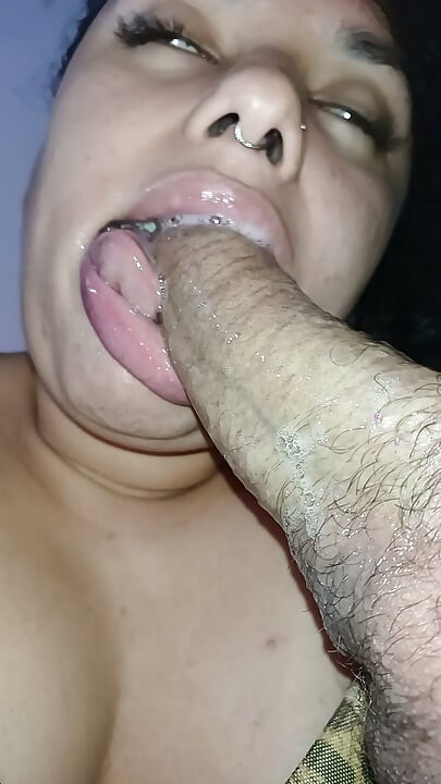 CREAMPIE, FYLLER TIKENS MUN MED MASSOR AV HET SPERMA