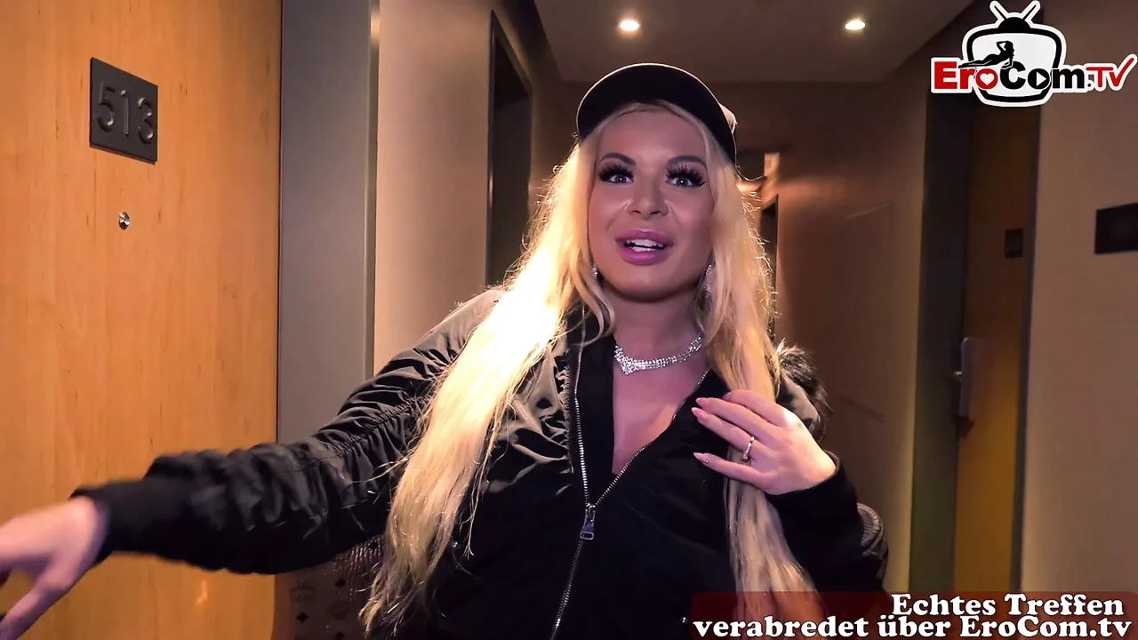 FAT GUY PICKED UP BY GERMAN FITNESS TEEN – FUNNY EROCOM DATE