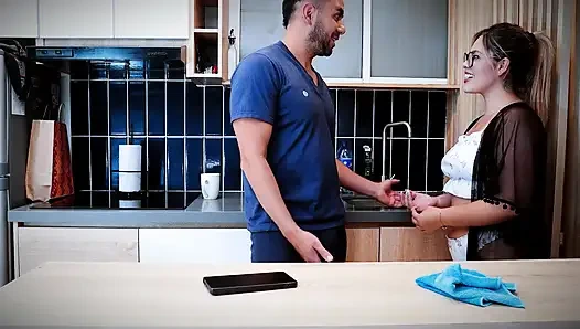 Хороший И Быстрый Секс С Моим Шурином В Кровати Моего Парня, Когда Мы Одни