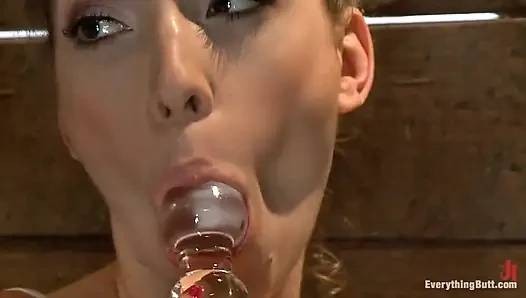 Anal Sluts: Lily Labeau and Katie Summers