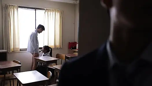 Önce seni sevdim ve seni herkesten çok seviyorum