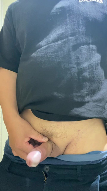 Hand job in the public toilet