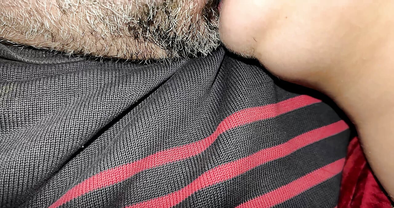 Un Couple Iranien Baise Une Grosse Bite Romantique
