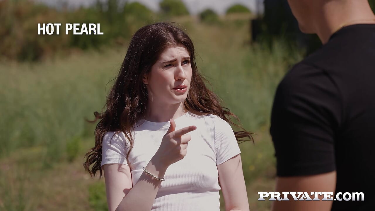 Private com - Do you know what Hot Pearl does when she wants anal sex but her husband isn't there?