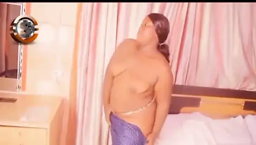 Tatlı sikiş ve yumuşak götüne boşalıyor