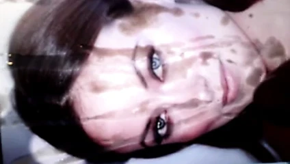 Olivia wilde büyük bir yüz vuruşu alır