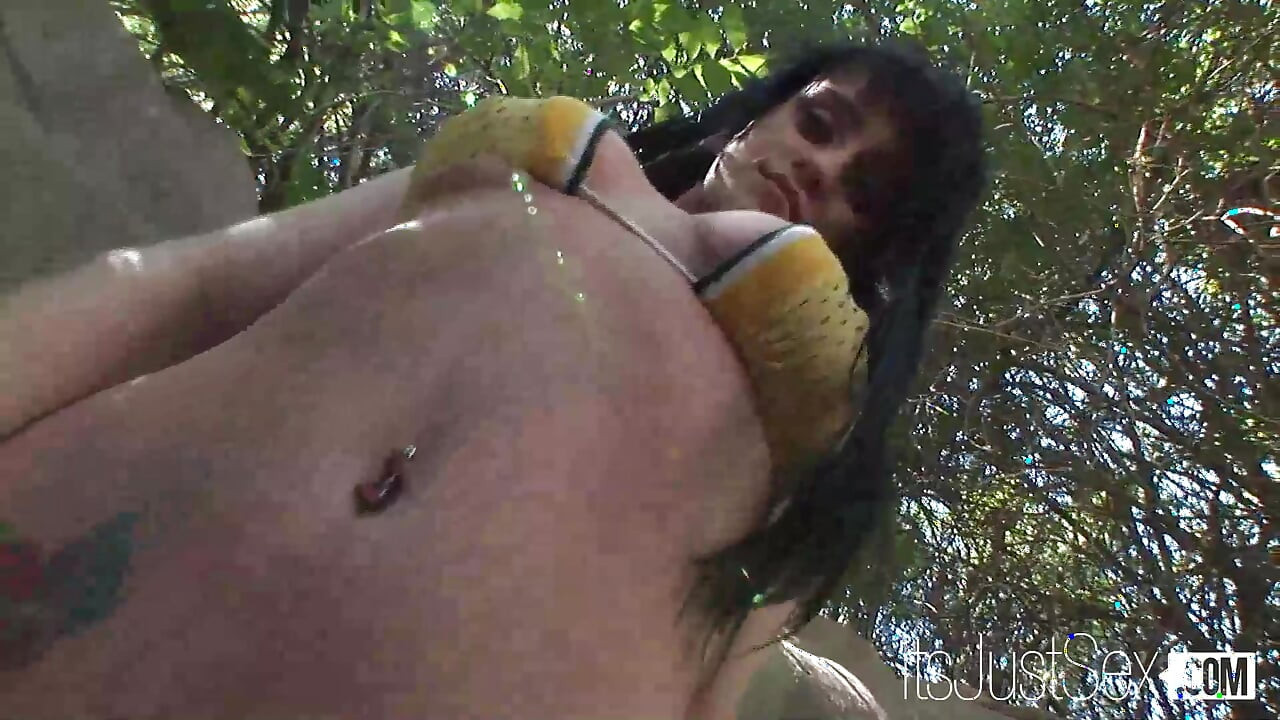 Misha seksi suka dubur mendalam dan menelan (punggung besar betsy)