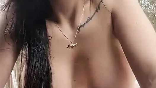 Секс в лесу