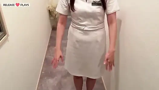 Fitnessstudio trifft Auf Überraschung, eine verheiratete Frau verwandelt einen einfachen Besuch in eine gefährliche Versuchung.