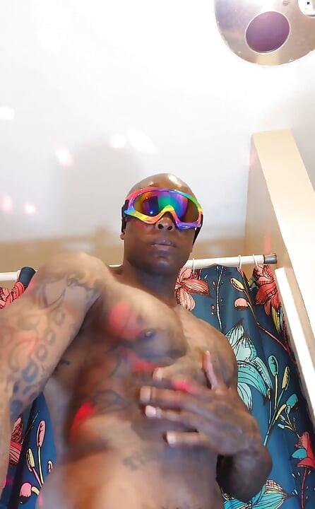 New Porn: BBC Worship Hallelujah Johnson (The Exorcism Of God) Tall Dark Chocolate Muscles Tattoos Hairy BBC Hallelujah Johnson