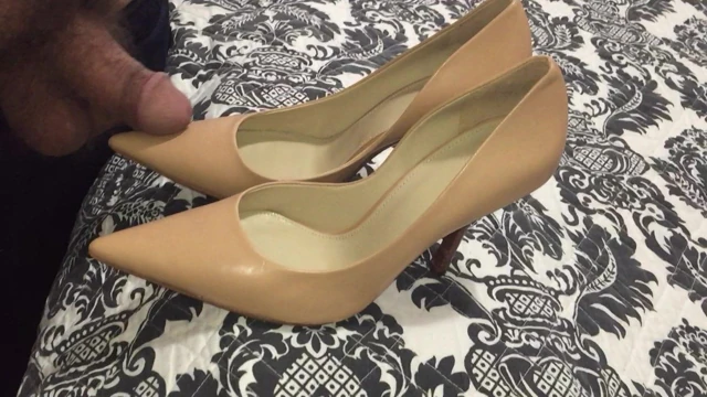 Light Brown Heels Play